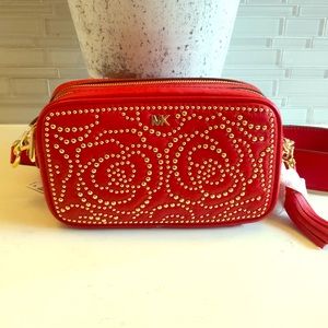 MICHAEL KORS Leather Crossover Camera Bag